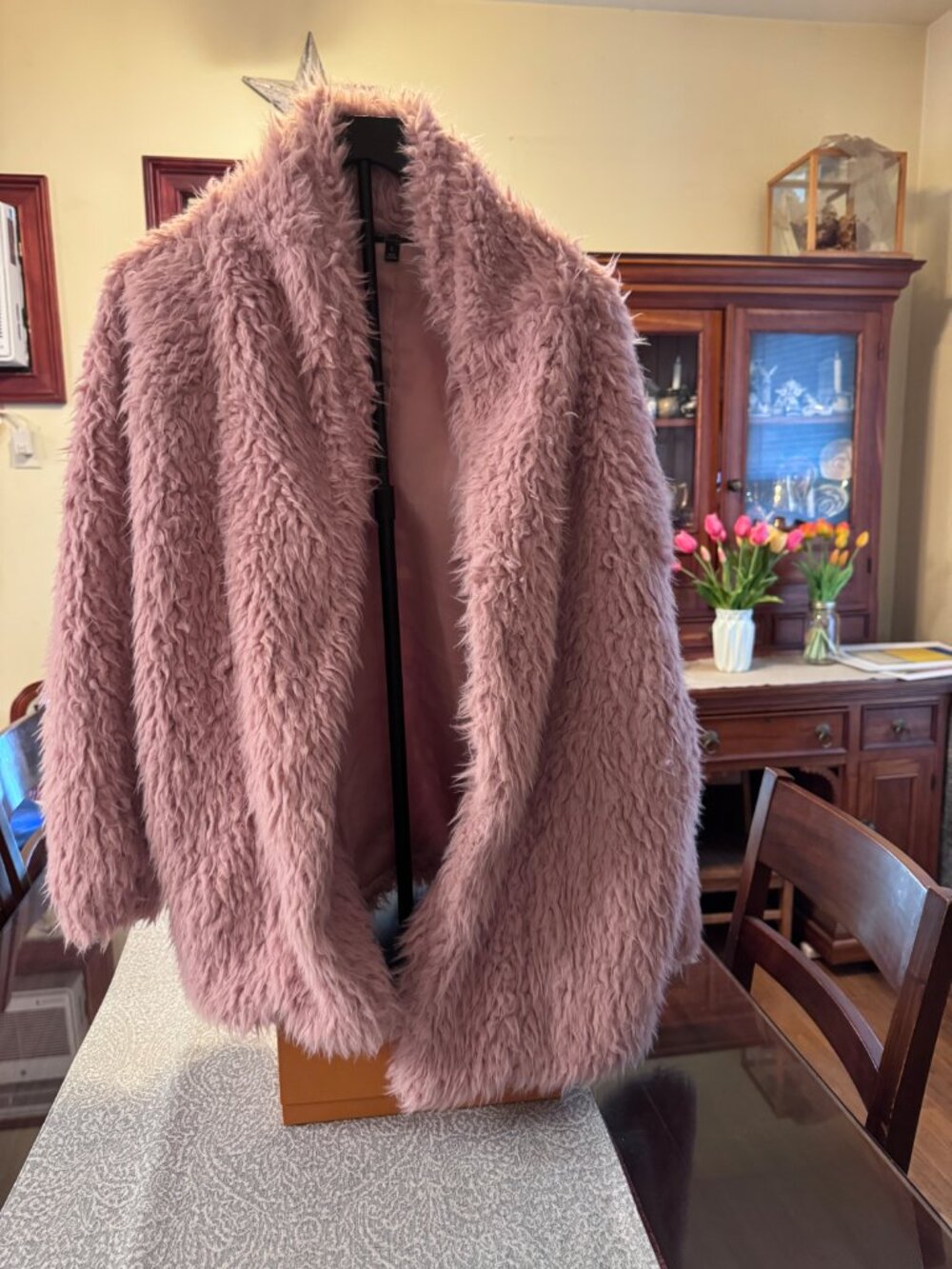 Romeo + Juliet Couture Mauve Shaggy Faux Fur Coat Oversized (L)